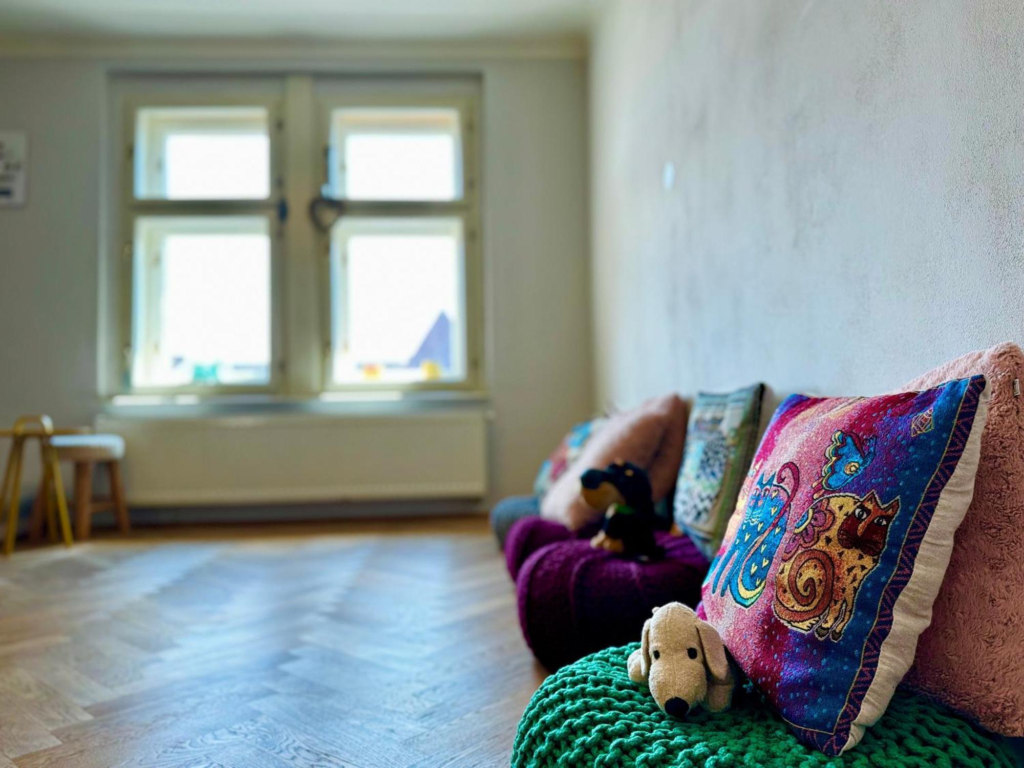 Knk Vibrant Central Spacious Hideaway Apartment ฮราเดตสคราโลเว ภายนอก รูปภาพ